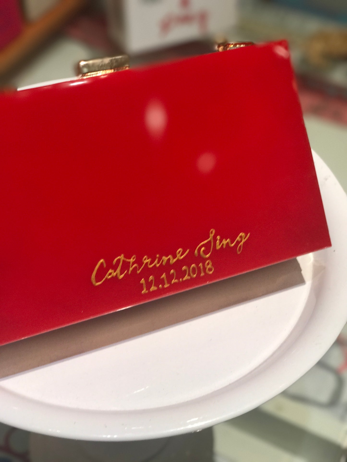 Special dates | Customise initials or dates at the back of clutch bag