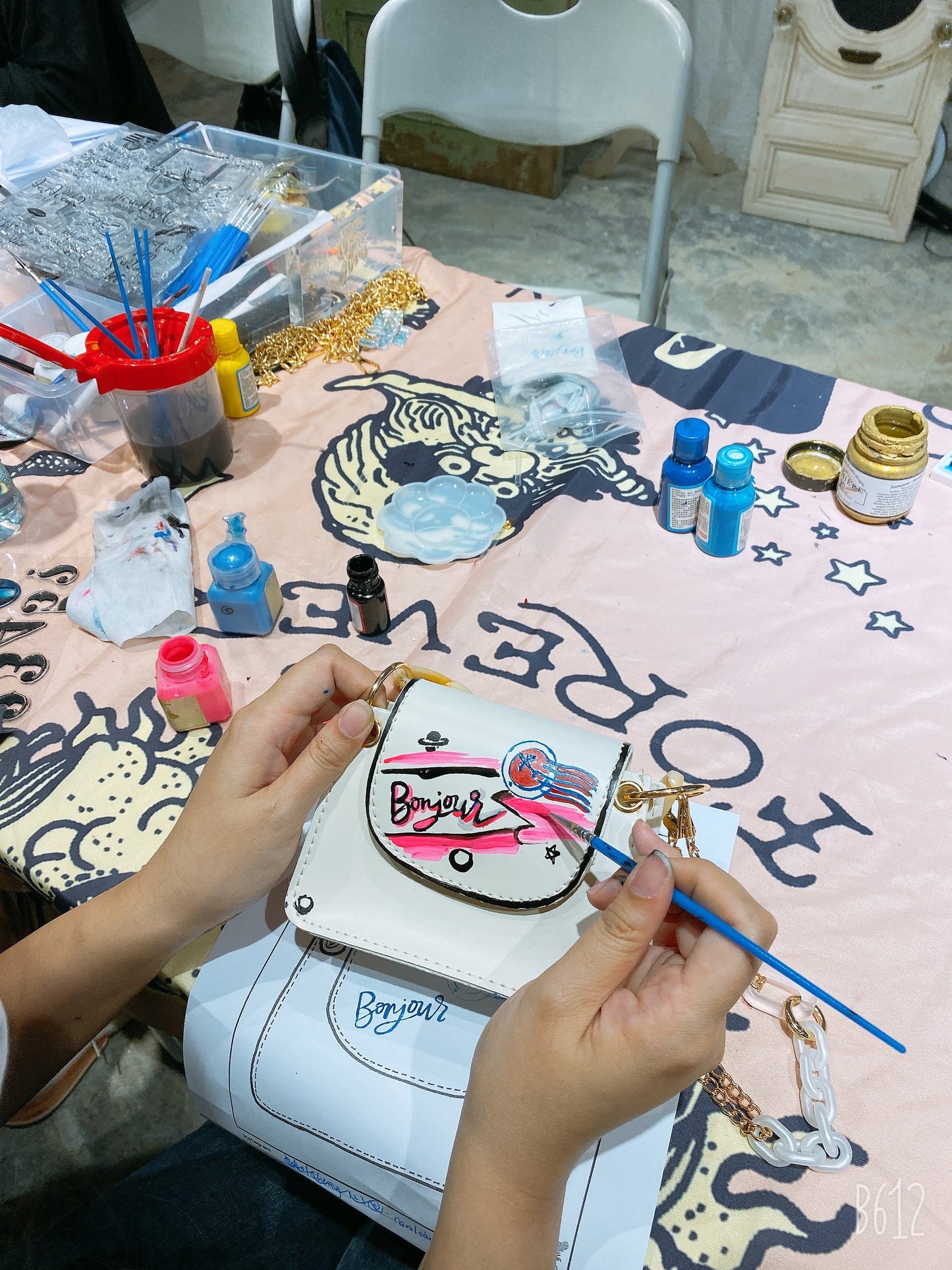 DIY Handpaint  leather Bag Workshop | 1.5 hours @$590HKD
