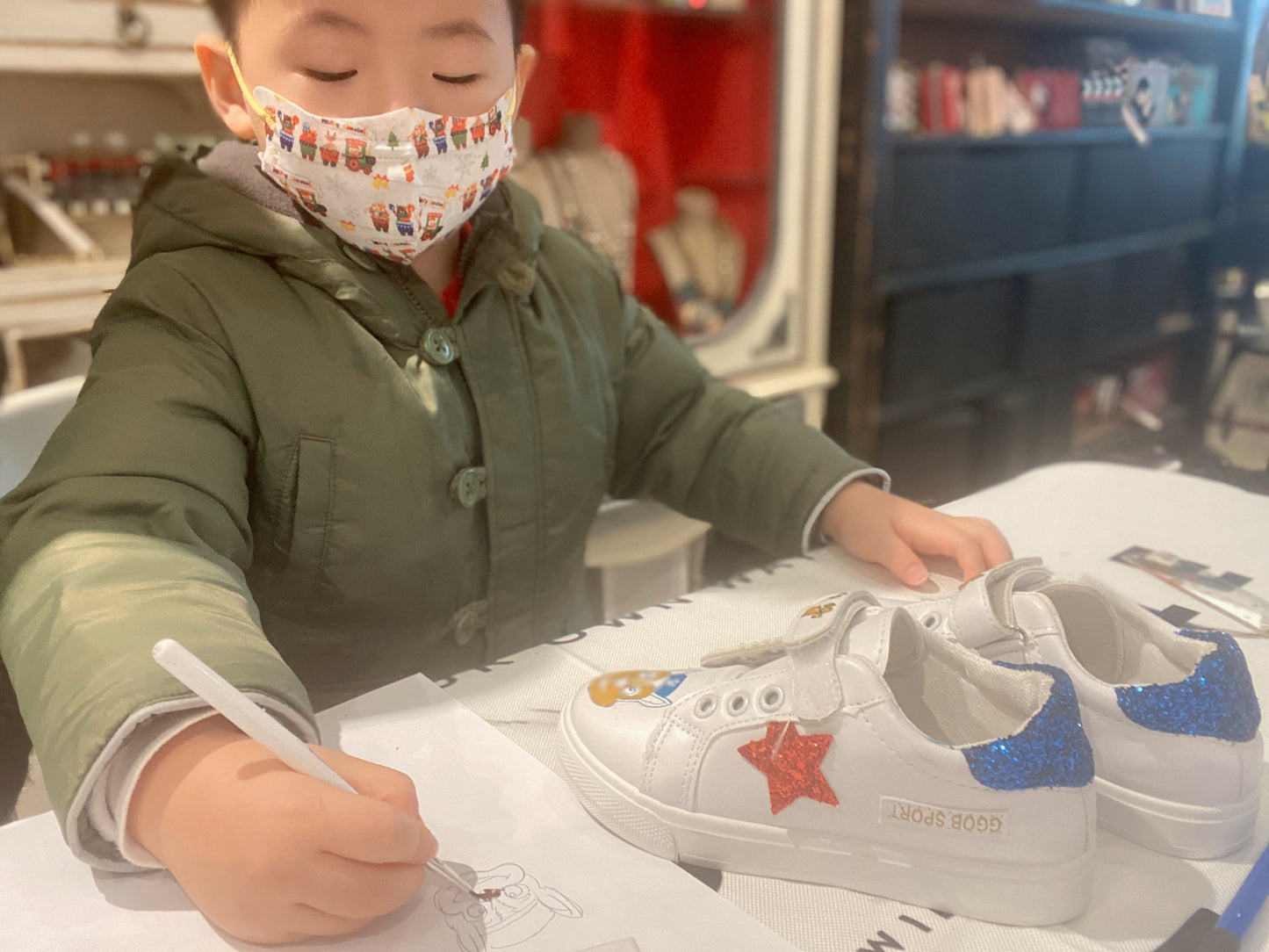 DIY Sneakers for kids | 小鞋塗鴉工作坊 1.5 小時 | @HKD$590