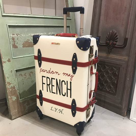 Personalised your initials on suitcases